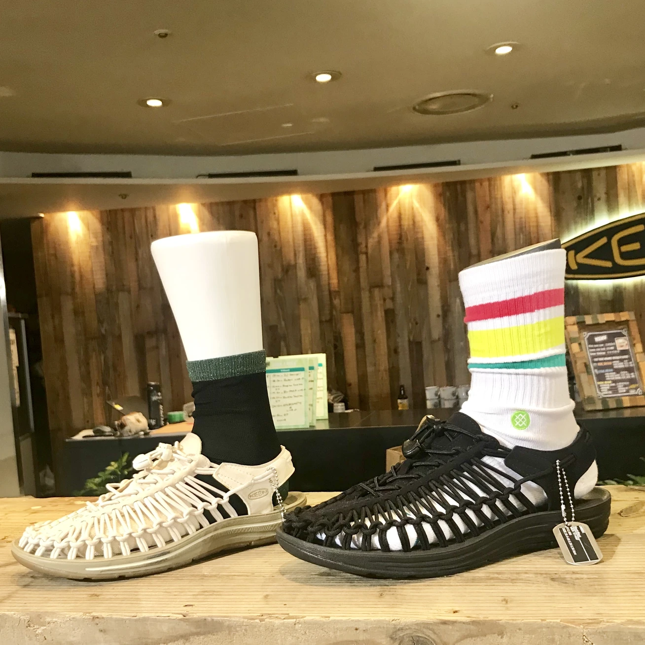 サンダル以上スニーカー未満【KEEN(キーン)】の人気スポサン「UNEEK」がタウン↔︎レジャーで使える!_2