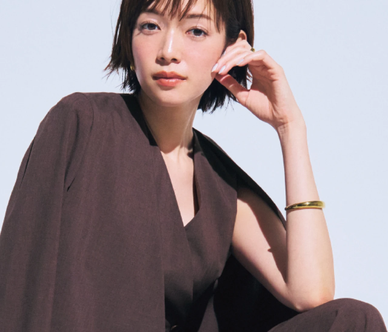 予想最高気温24度/ジャケットとならオールインワンも正装感アップ【BAILA今日のコーデ】