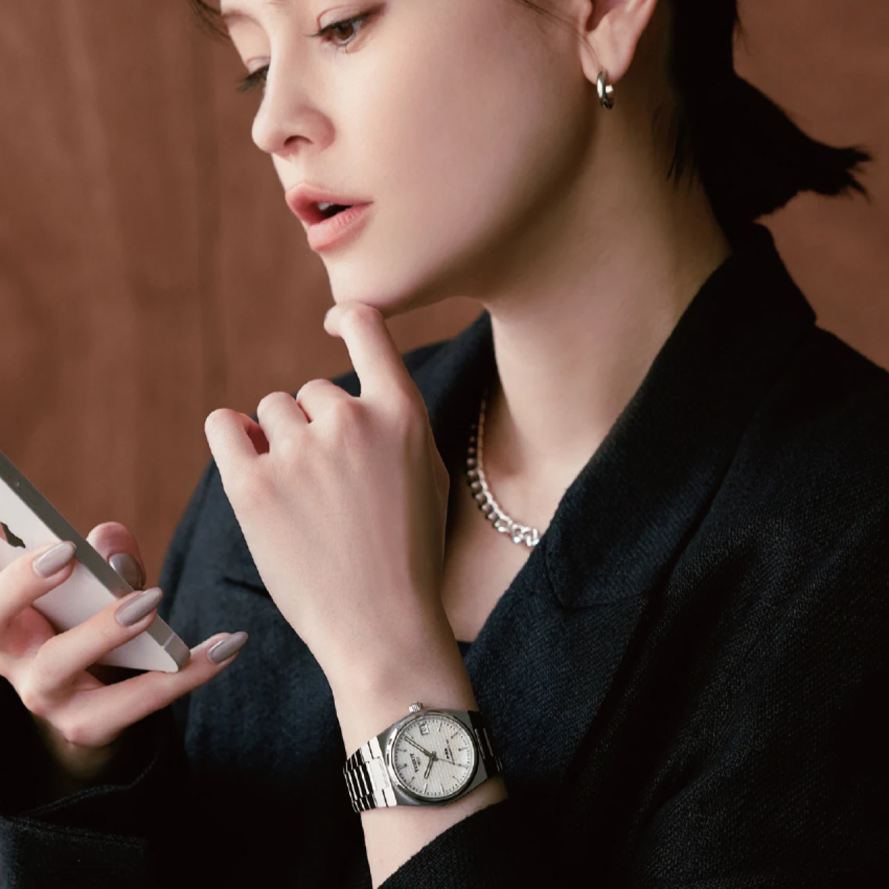 【願いをかなえる相棒ウォッチ】スーツの日につけたい、マニッシュな腕時計4選