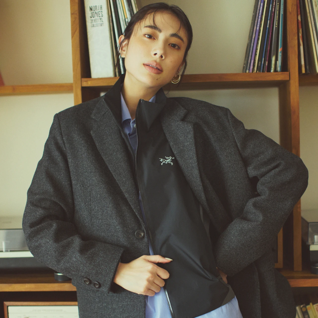 BAILAスタイリストが選ぶ「ARC’TERYX(アークテリクス)」の新名品3選|春に向けて、“ちょこっとアウトドア”でおしゃれを刷新!【30代きれいめ派向けアウトドアブランド】