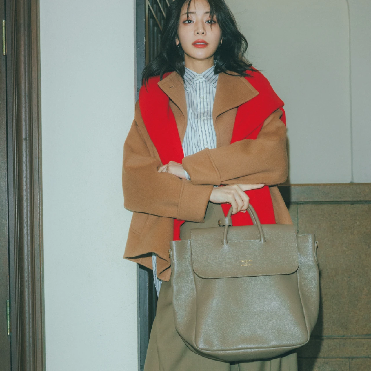 【5万円以下の通勤バッグ4選】A4もラクラク入る！アパレルブランド発・トレンドのビッグサイズバッグ