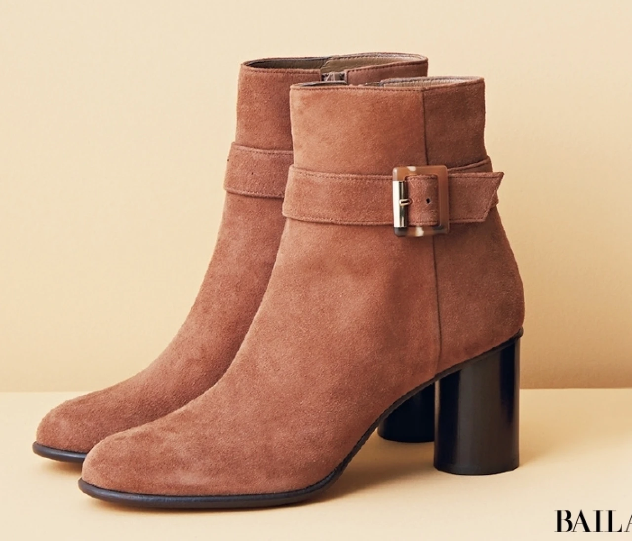 スタイリストおすすめのショートブーツ16選