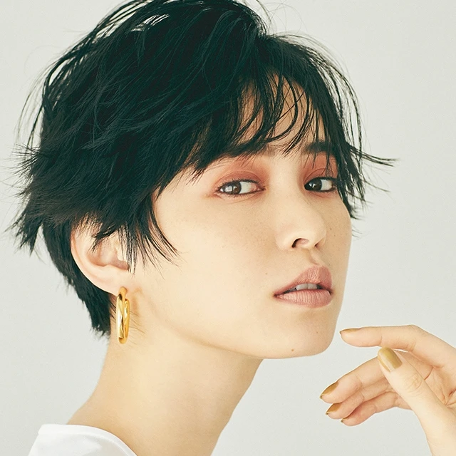 働く大人の女性の魅力を引き出す