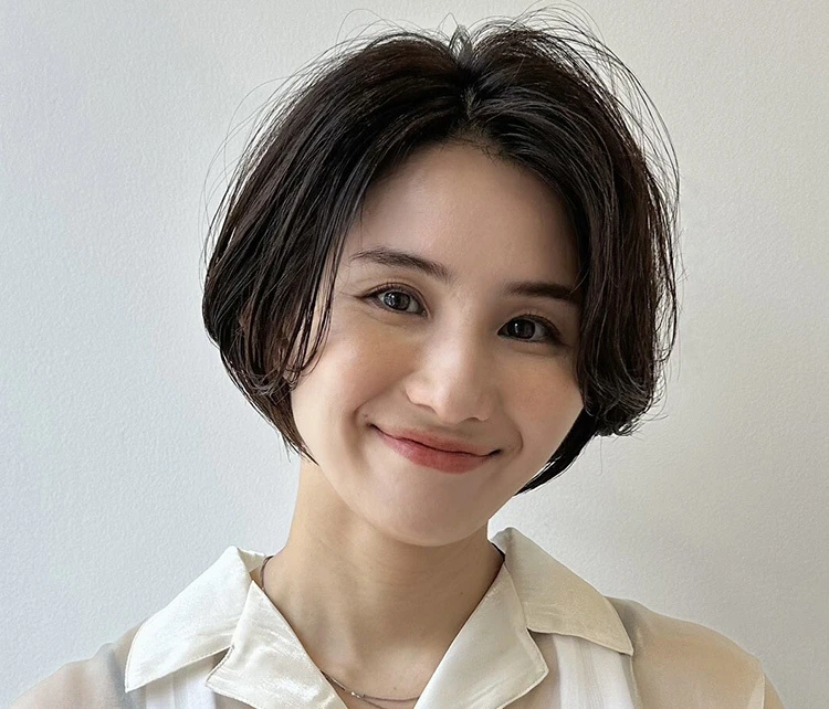 【ショートボブ・30代～40代大人の髪型】涼しい髪型！こなれショートボブ