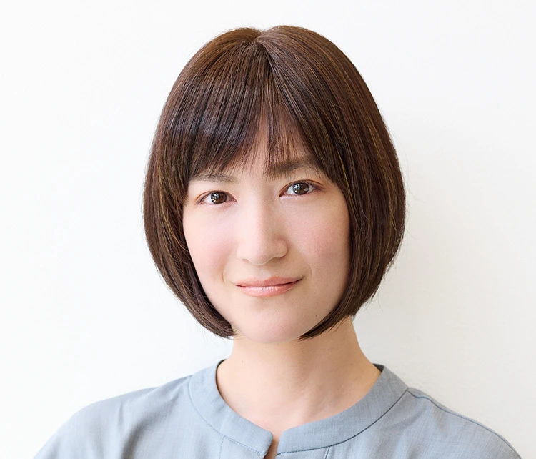 【ショートボブ・30代～40代大人の髪型】涼しい髪型！フェミニンショートボブ