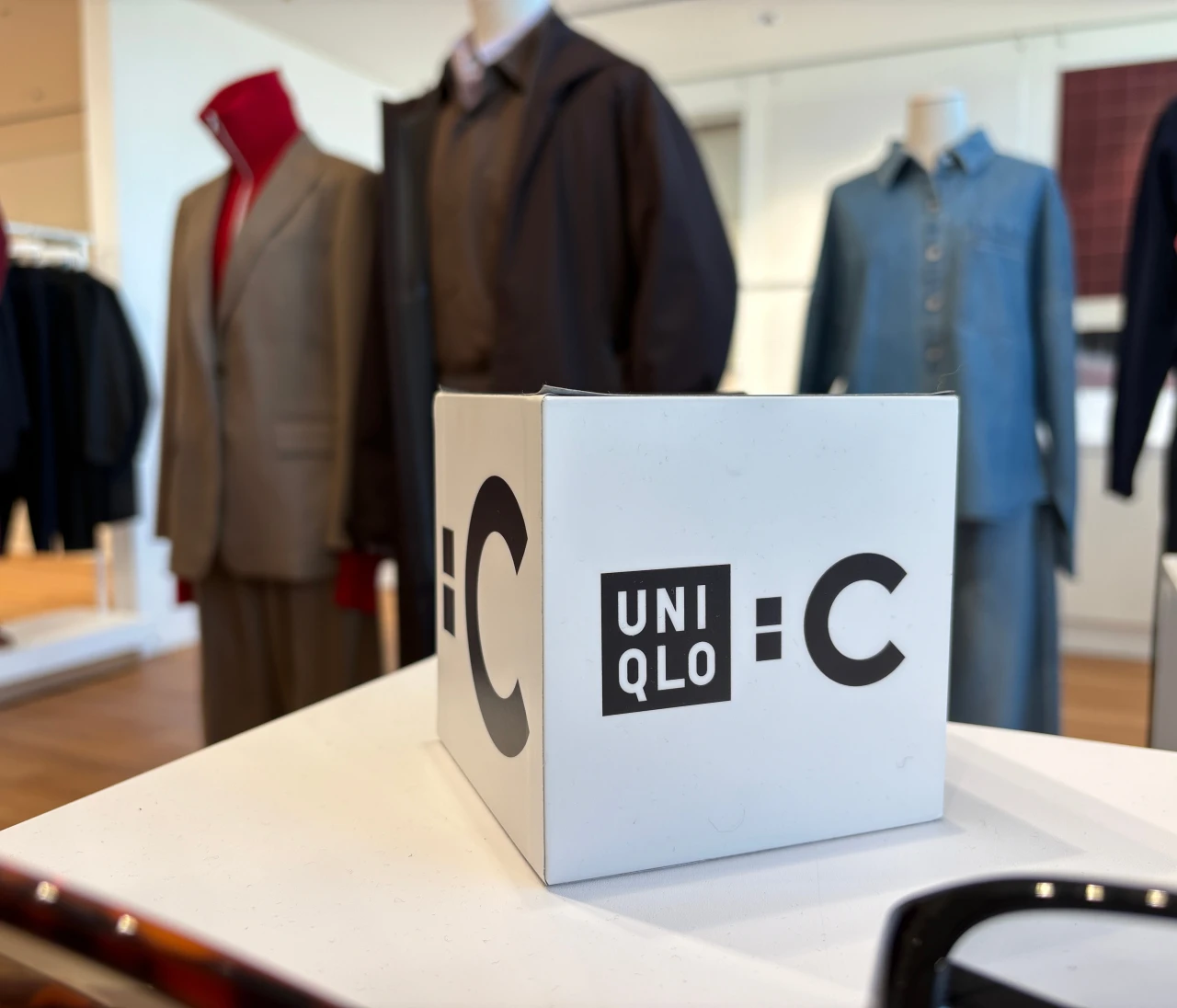【UNIQLO : C（ユニクロ : シー）】 2026年春夏新作を展示会でチェック｜大人が着たい注目アイテムで4コーデレビュー！