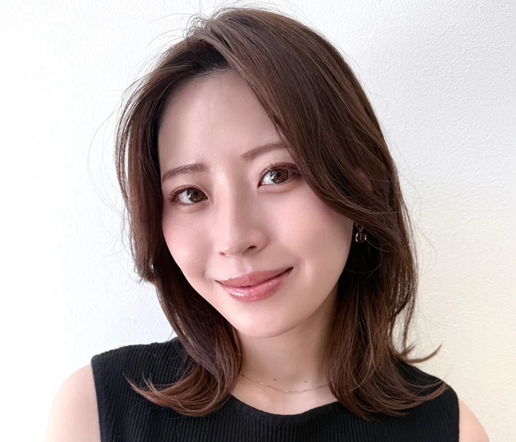 【ミディアム・30代～40代大人の髪型】夏のトレンドへア！フレームミディ