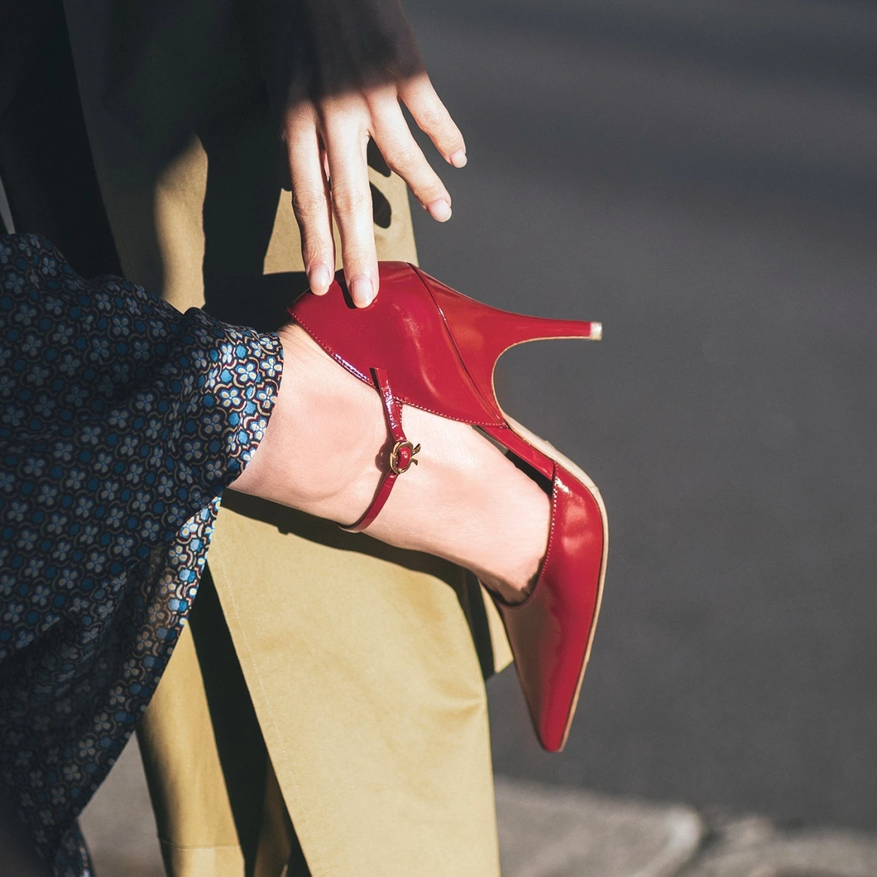 ワードローブの活性化も、ときめく自分との出会いも、きっかけは「靴」から。【靴にまつわる名言5選】