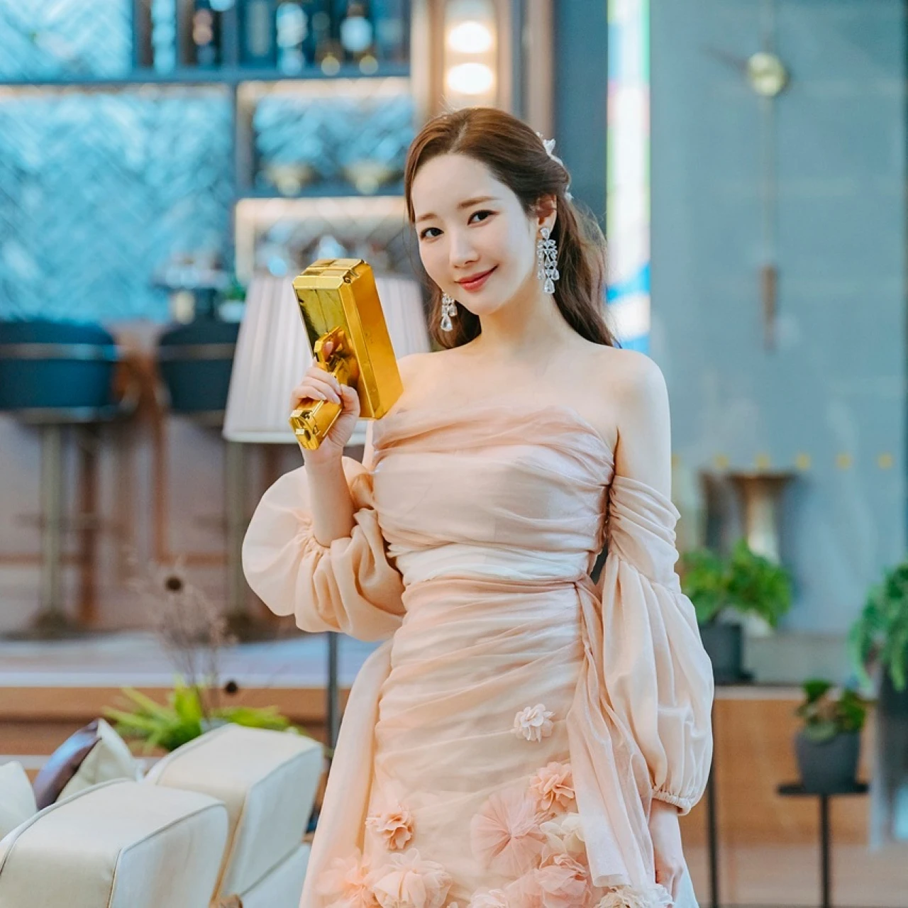 【働く30代におすすめの韓国ドラマ】韓ドラらしいアレンジが見どころ! パク・ミニョン主演『コンフィデンスマンKR』