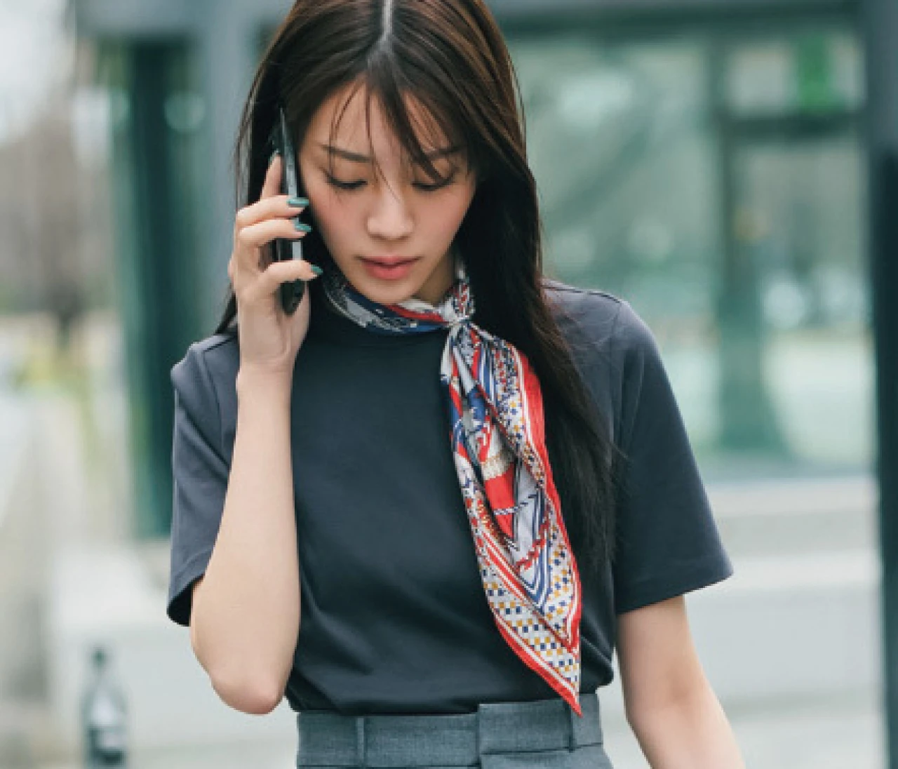 予想最高気温21度/モードなディテールを味方にしたこなれ感たっぷりのワントーン【BAILA今日のコーデ】