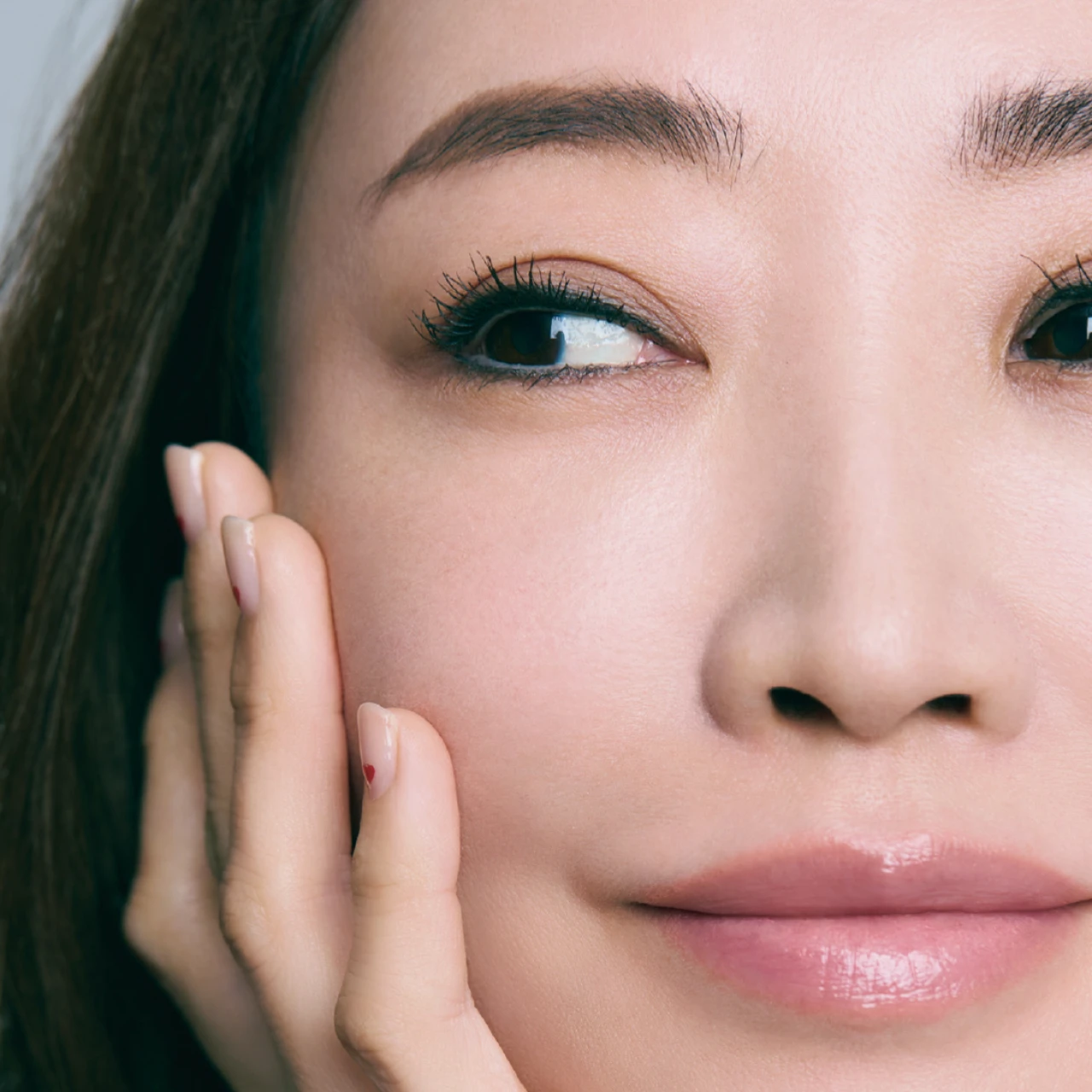 美容家 神崎恵がアドバイス！美容で老化を視野に入れはじめる30代、まずは肌を知ることから