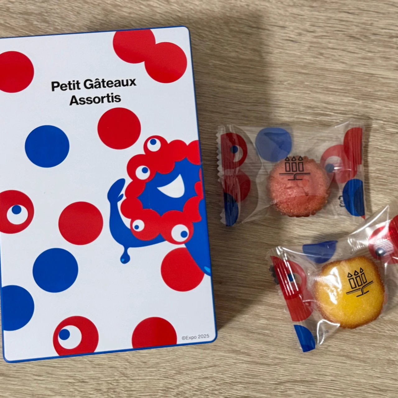 【万博】新大阪駅で買える「ミャクミャク」グッズに熱視線!