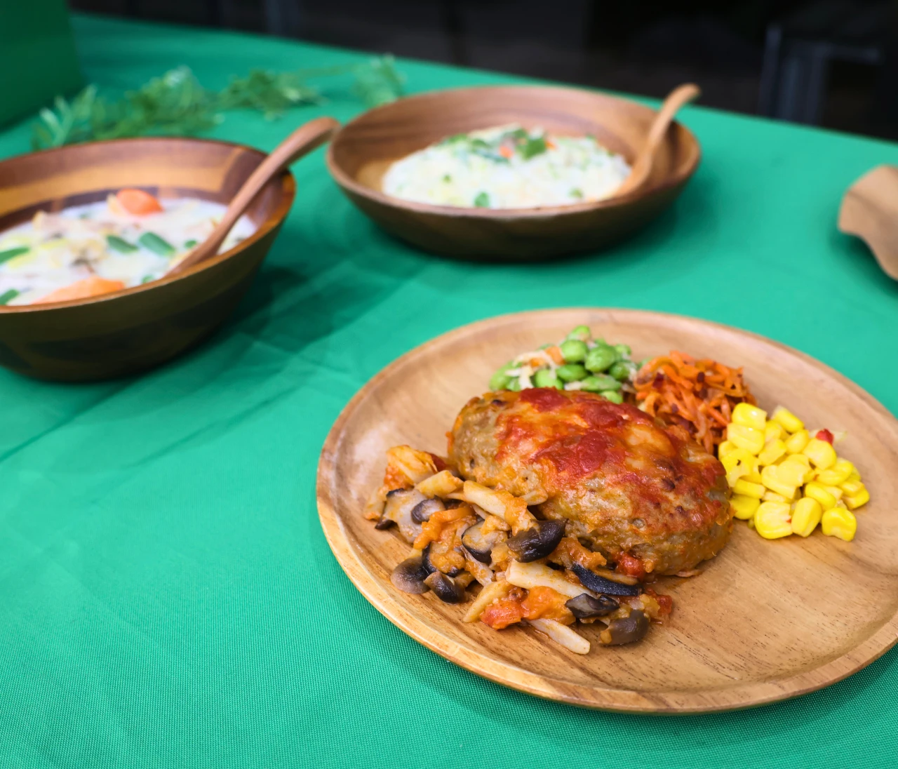 急な出張で冷蔵庫が空っぽ…。ナッシュの宅配食で『また外食…』の罪悪感にさようなら!?