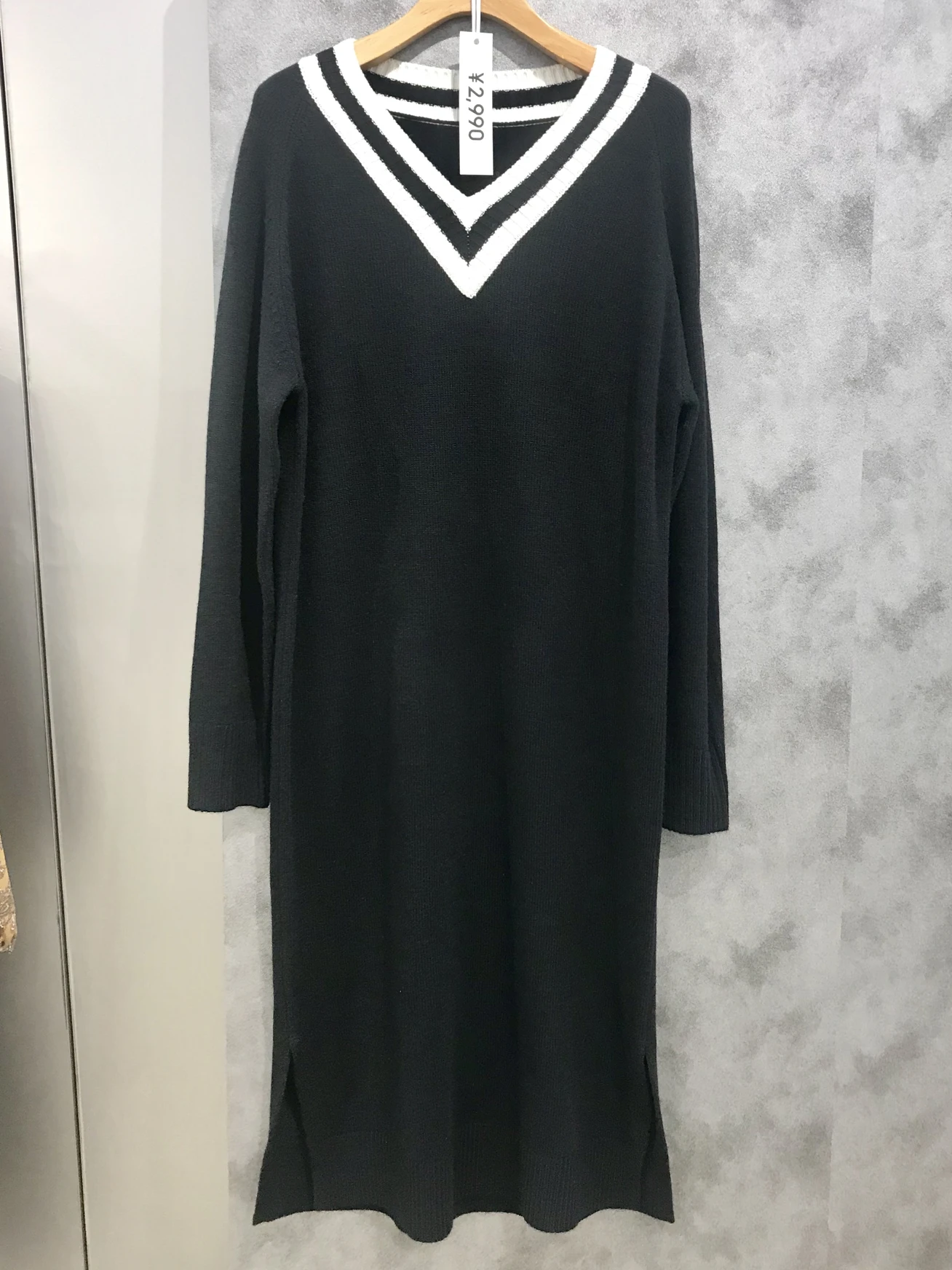 チルデンニットワンピース¥2990/ジーユー(GU)