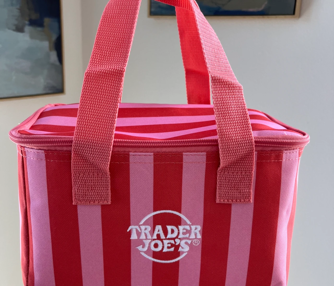 【話題】アメリカの人気スーパーTrader Joe's開店待ちで新作ミニ保冷トートをゲットしてきました！