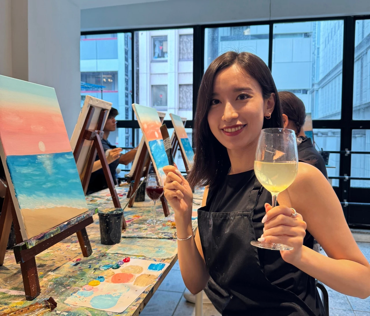 芸術の秋はartbarで！ワインとアートを楽しみませんか？