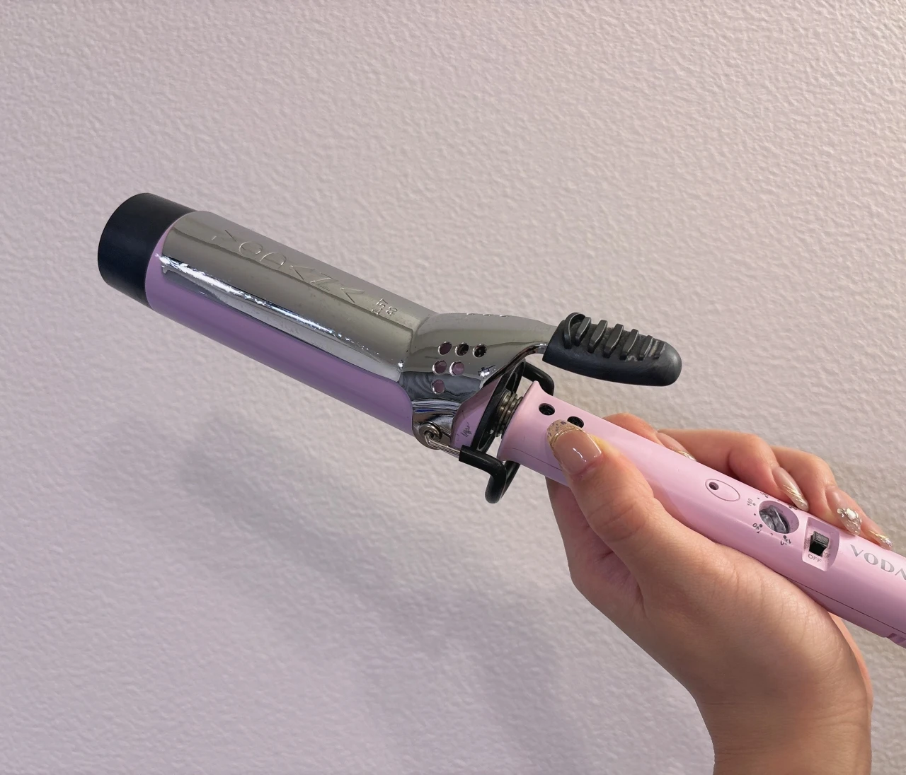 【5年愛用】VODANAの40mmコテをレビュー｜ロングヘアのゆる巻きにおすすめ