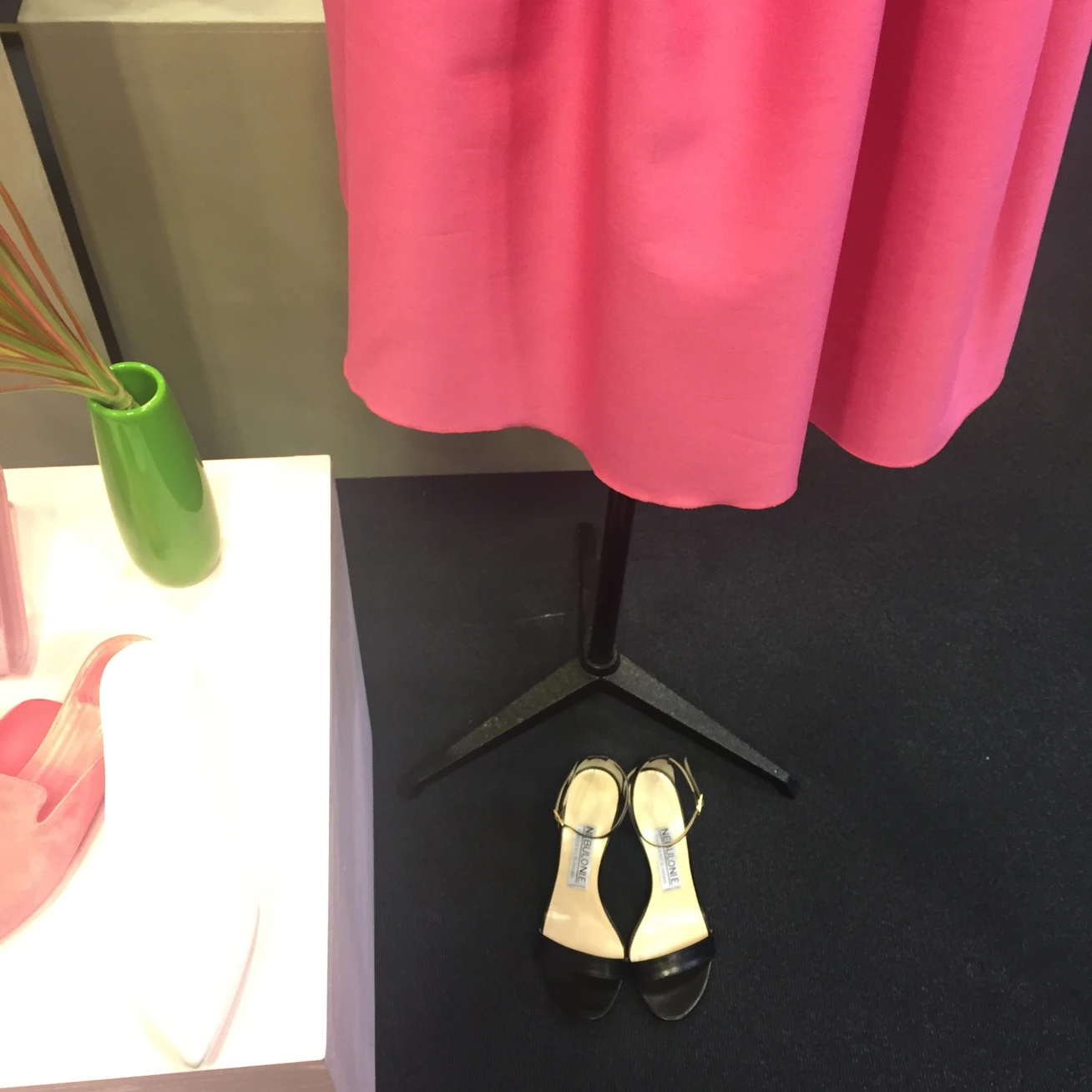 大人に似合うピンクって？