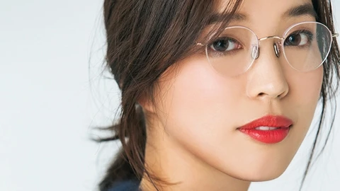 スタイリストさん教えて!離れ目さんはどんなメガネを選べばいいの?