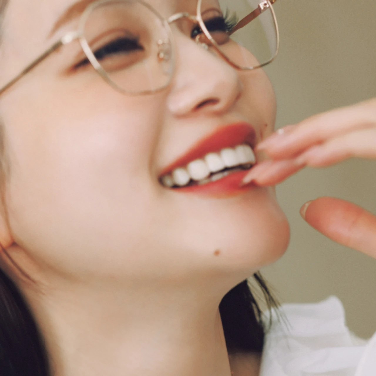 【予算10万円で考えたい一粒ダイヤ】上質な輝きで甘い装いを格上げしてくれる「ミュートジュエリー」