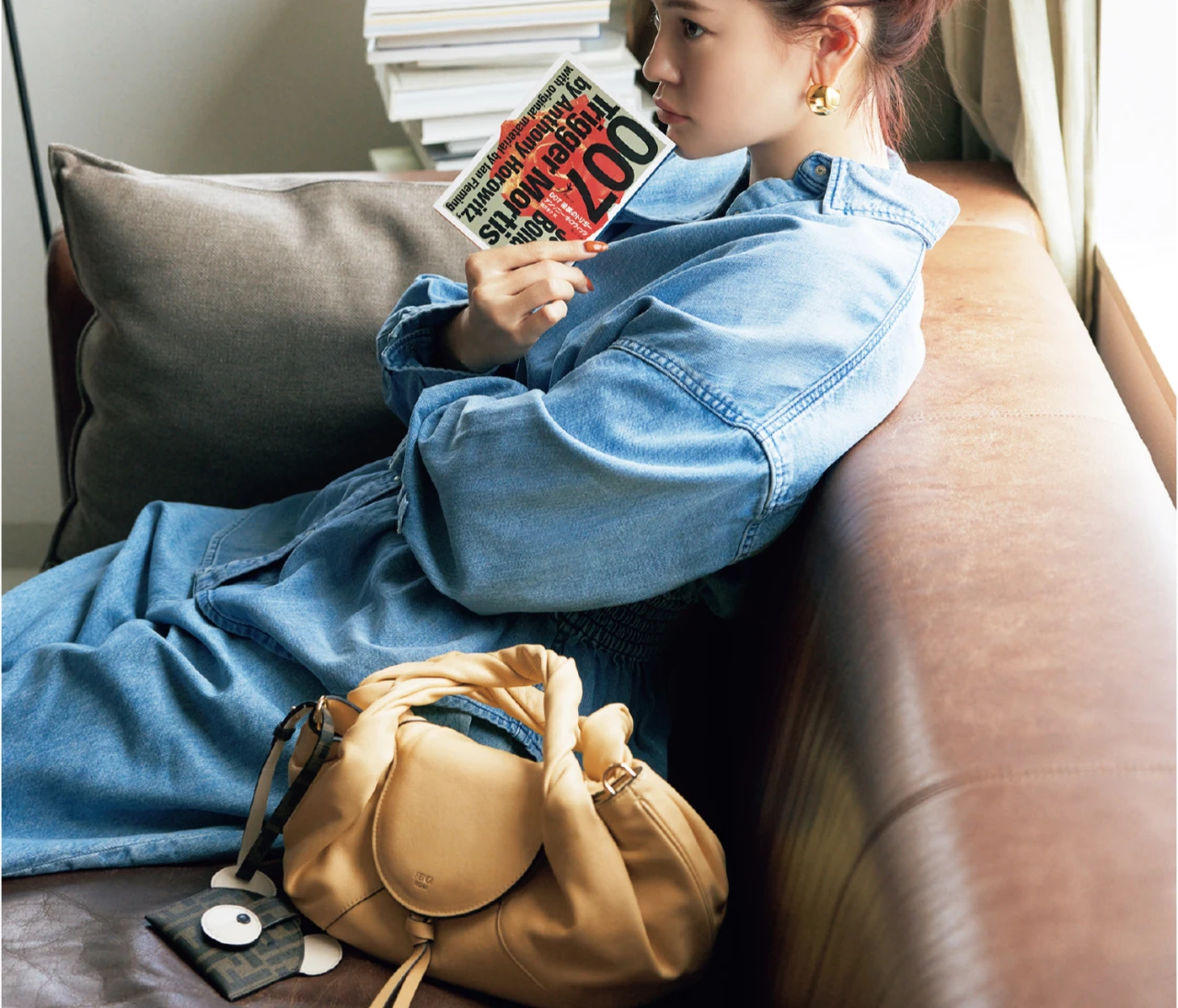 【フェンディ】隠しポケットが遊び心をくすぐる「スパイ」の新作バッグ