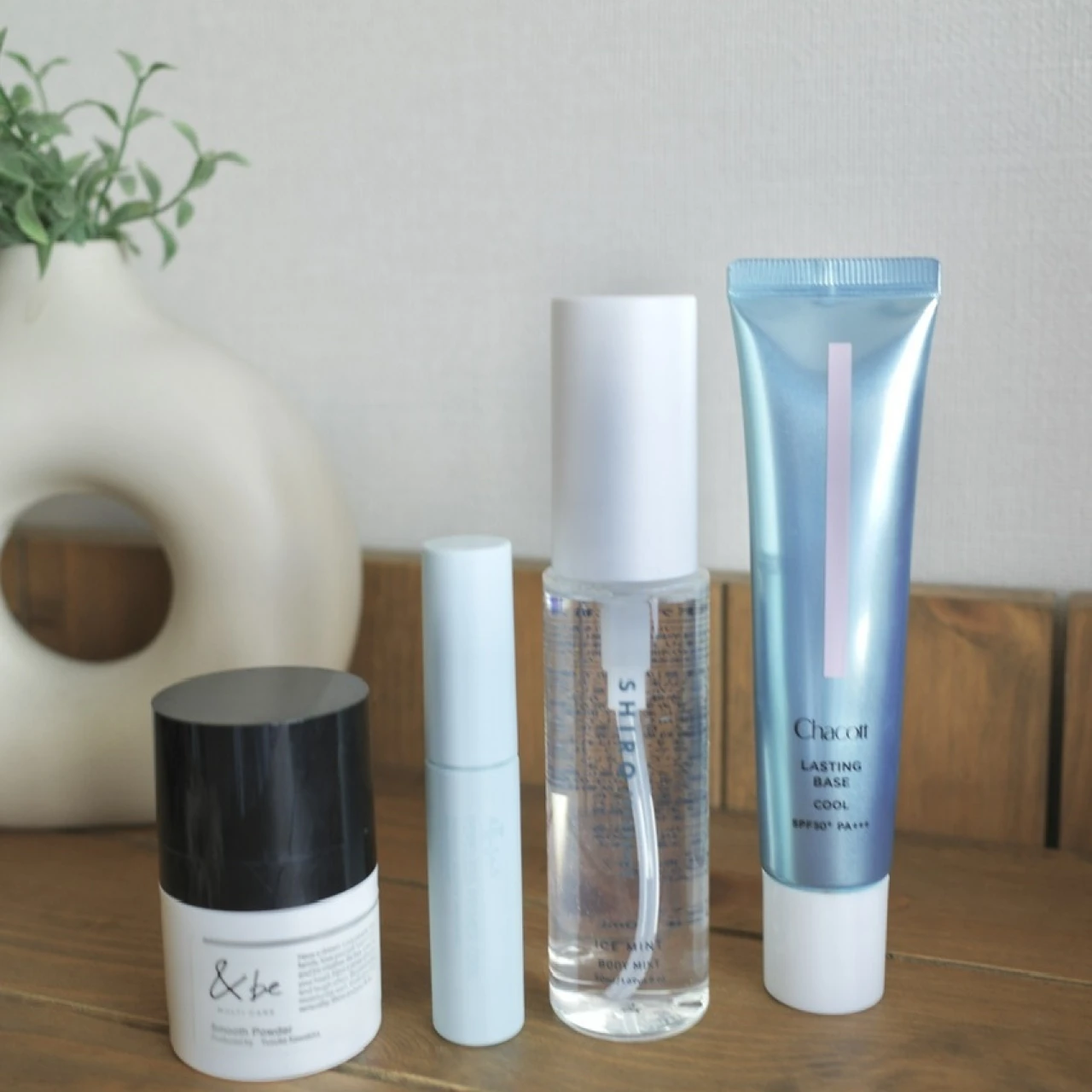 【最高気温35℃】酷暑を乗り切るためのお役立ちコスメ4選