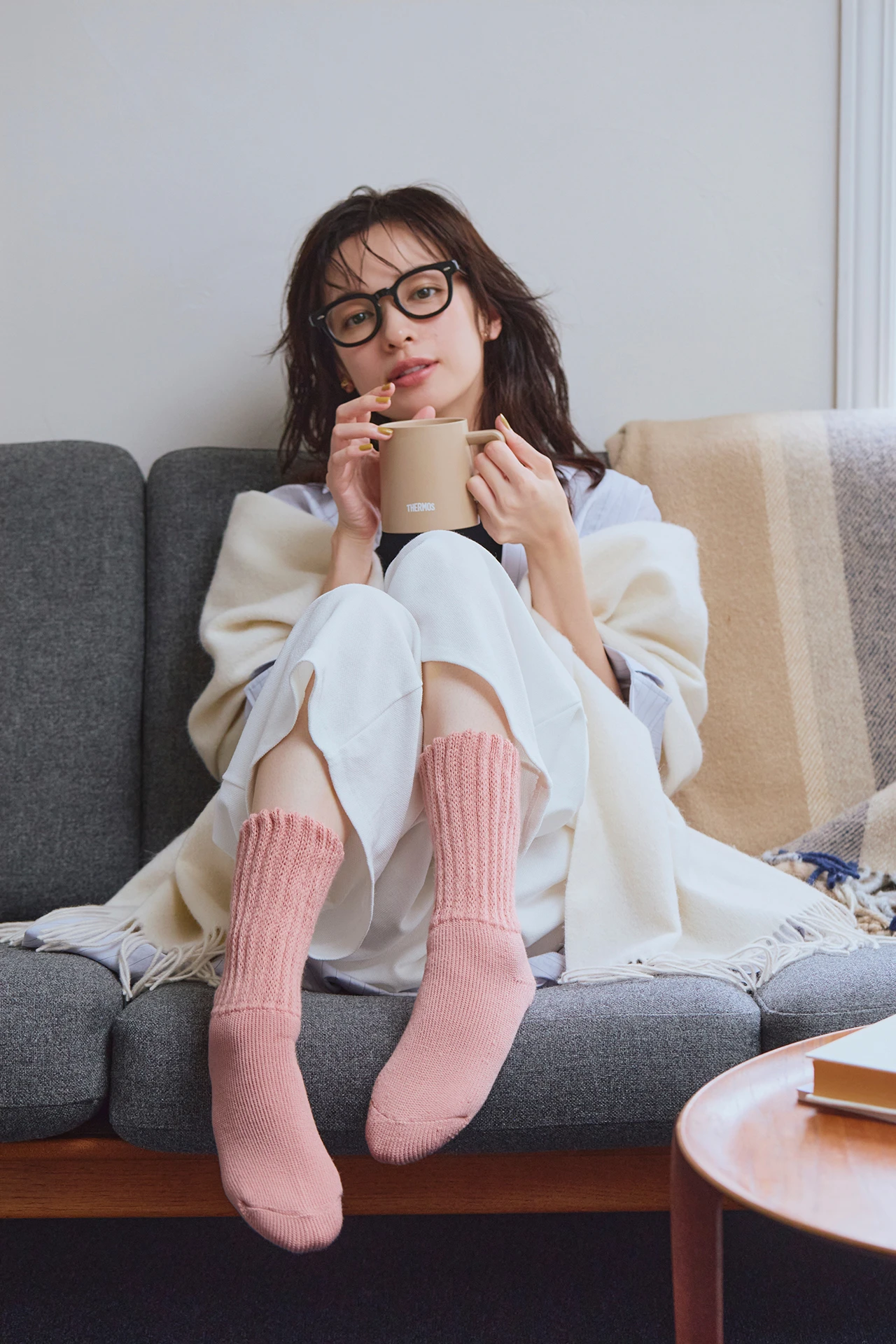 森 絵梨佳　『&ONDO（アンドオンド）』のあったかルームソックス