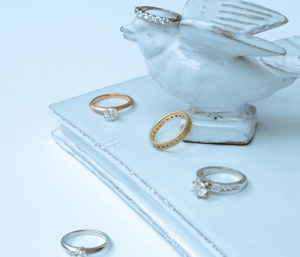 【ティファニーのウエディングリング】いつの時代もときめきをくれる「世界中のラブストーリーのシンボル」