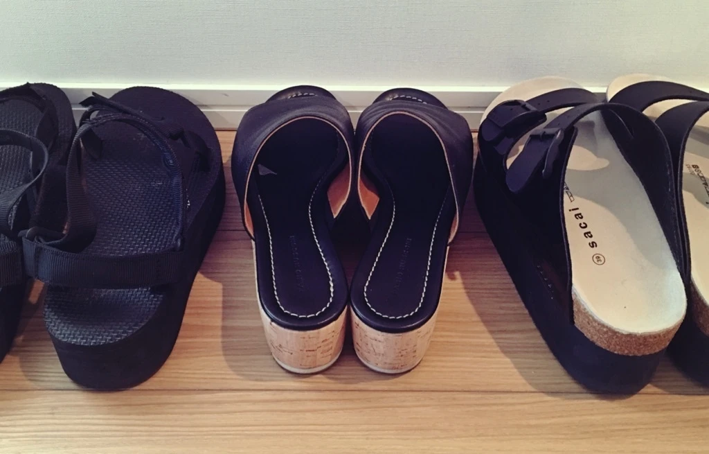 【黒・フラット・but厚底!】今年のサンダル私的3か条