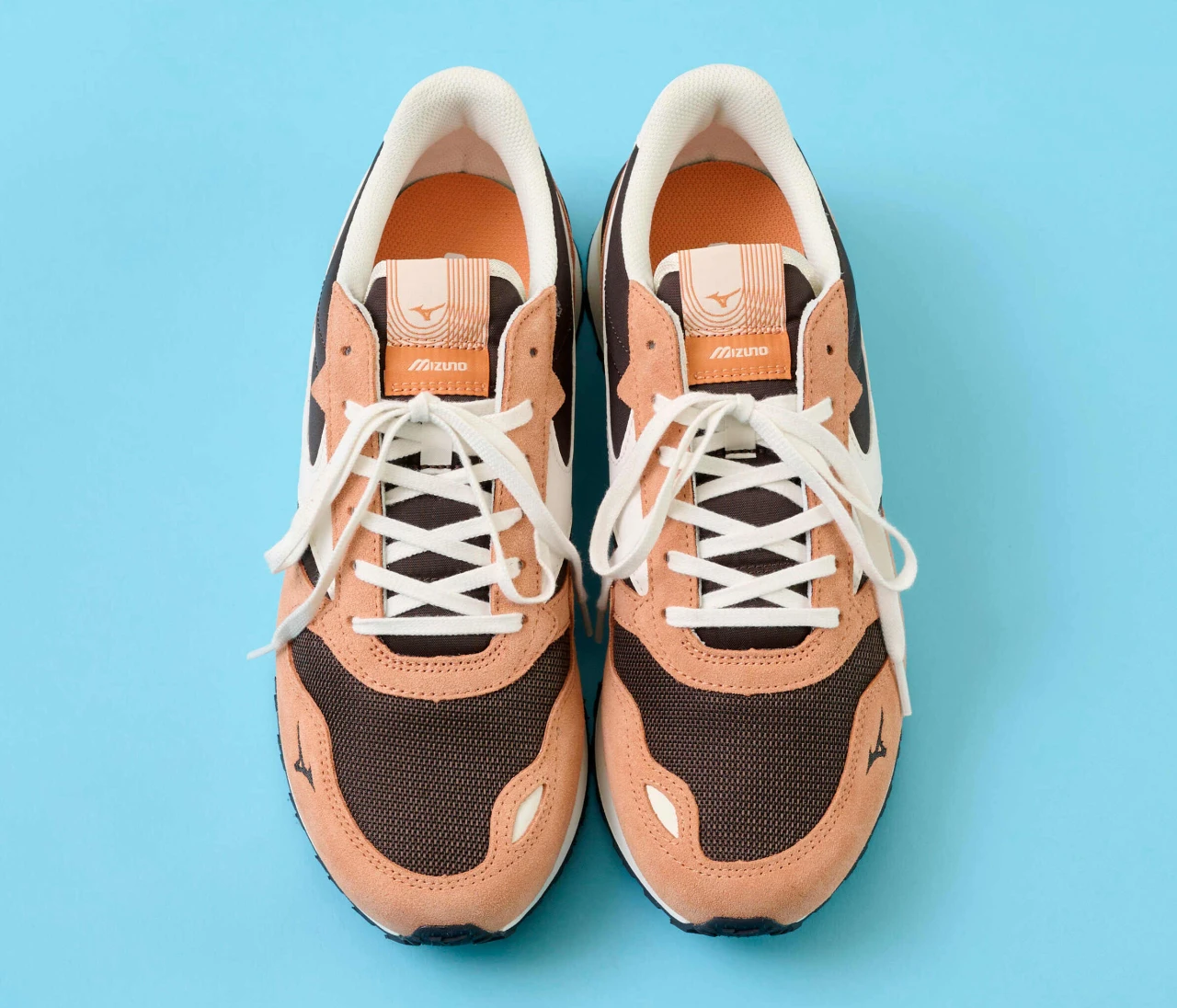 【ミズノ】ローテクの可愛さと疲れにくさを叶える優秀スニーカー！【きれいめ派の通勤・休日スニーカー】