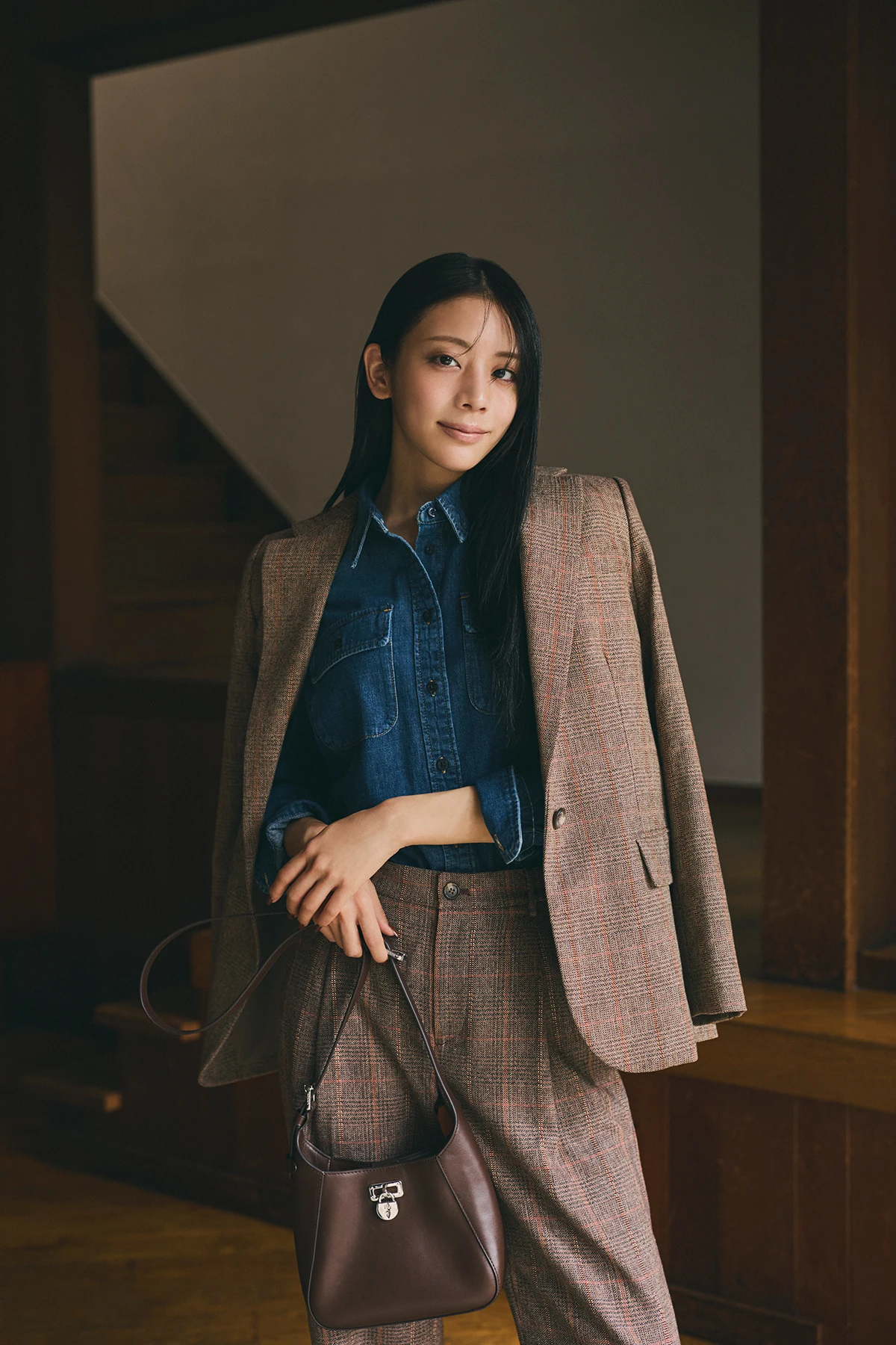 ワンハンドルのバッグ　トラッドなチェックジャケット