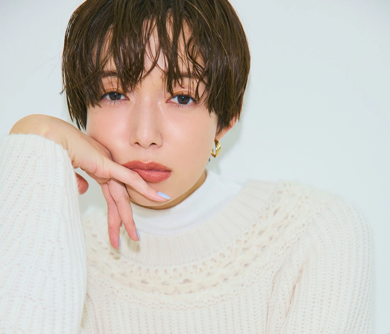 この一枚と秋冬の毎日をご機嫌に。「BIANCA」で探すMy Favorite KNIT！