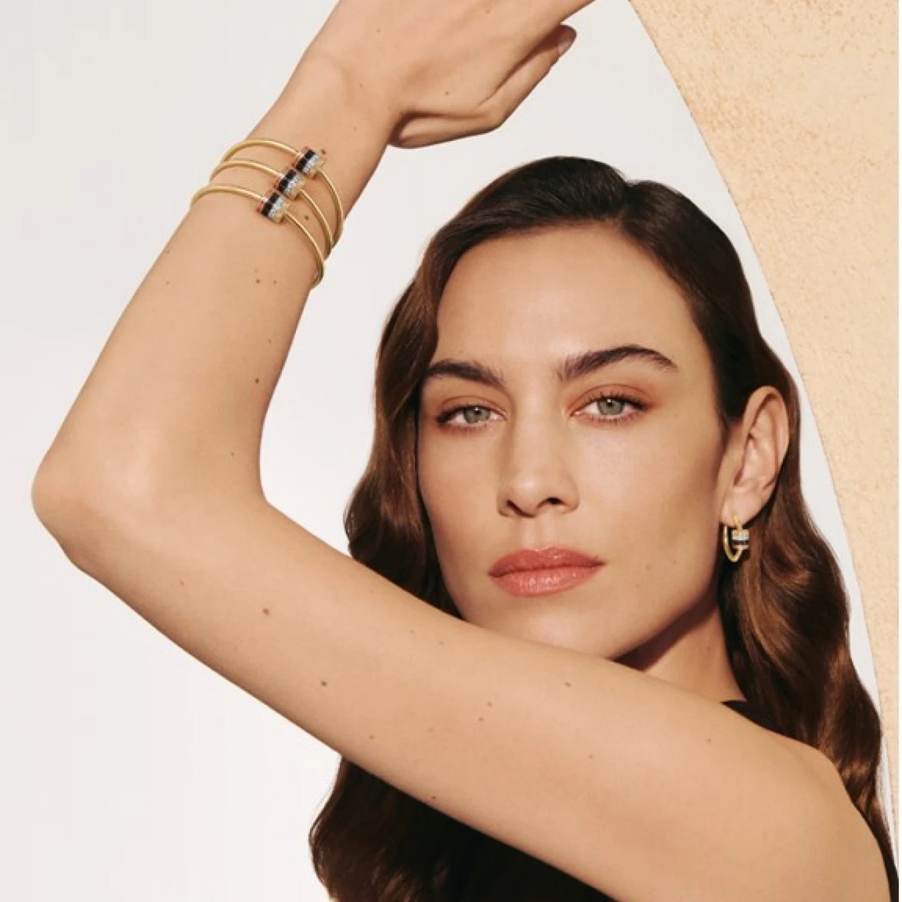 【ブシュロン】キャトル コレクションの新作を発売！洗練ジュエリーで憧れの女性像に