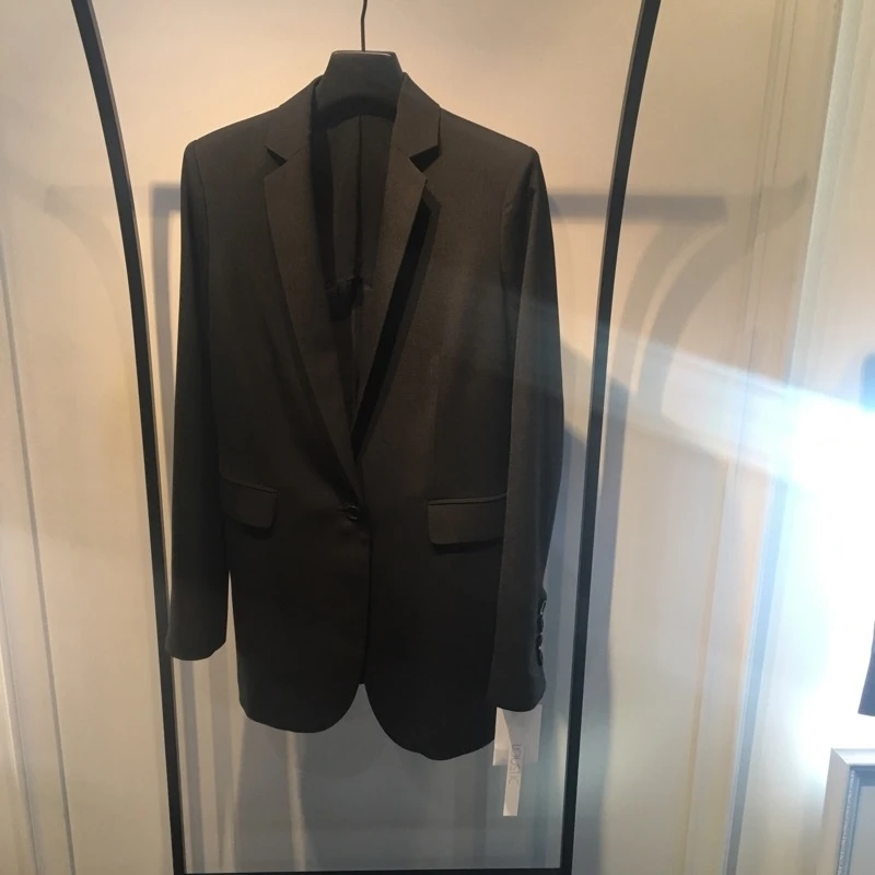 【LOUSTIC(ルスティック)】展示会速報! 格好”イイ女”を作る大人の辛スタイル