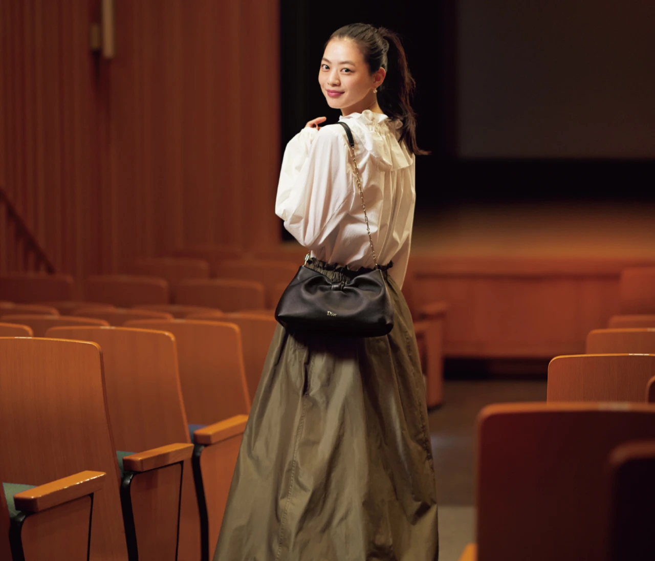 ディオールのバッグ：大人フェミニンなリボンモチーフにときめく