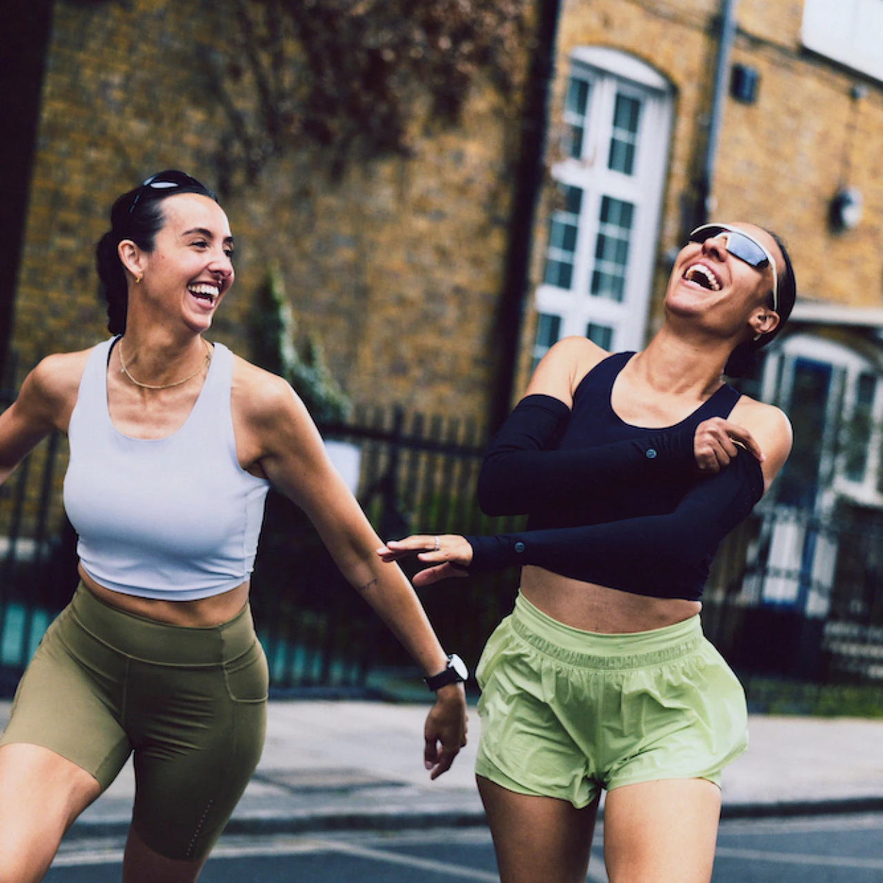 ランニングが快適な季節に。早くも売れ切れ続出の【lululemon(ルルレモン)】最新モデルを要チェック