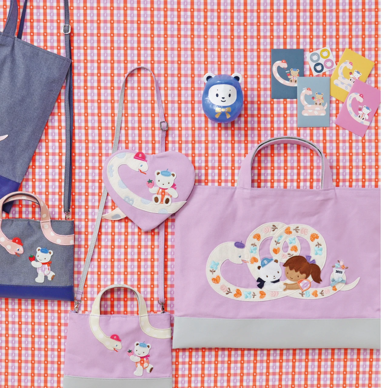 【ビームス ジャパン×ファミリア】人気の干支シリーズにハートやお花柄の「巳」モチーフアイテムが登場