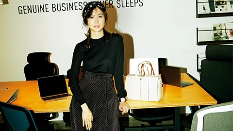 誰からも愛される♡【黒ニット】で可愛げOLになるために必要なこと