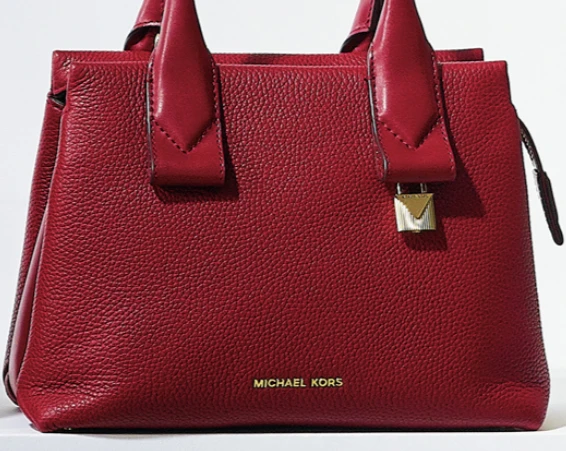 脱マンネリを即可能にする【最強おしゃれバッグ】の4大特徴