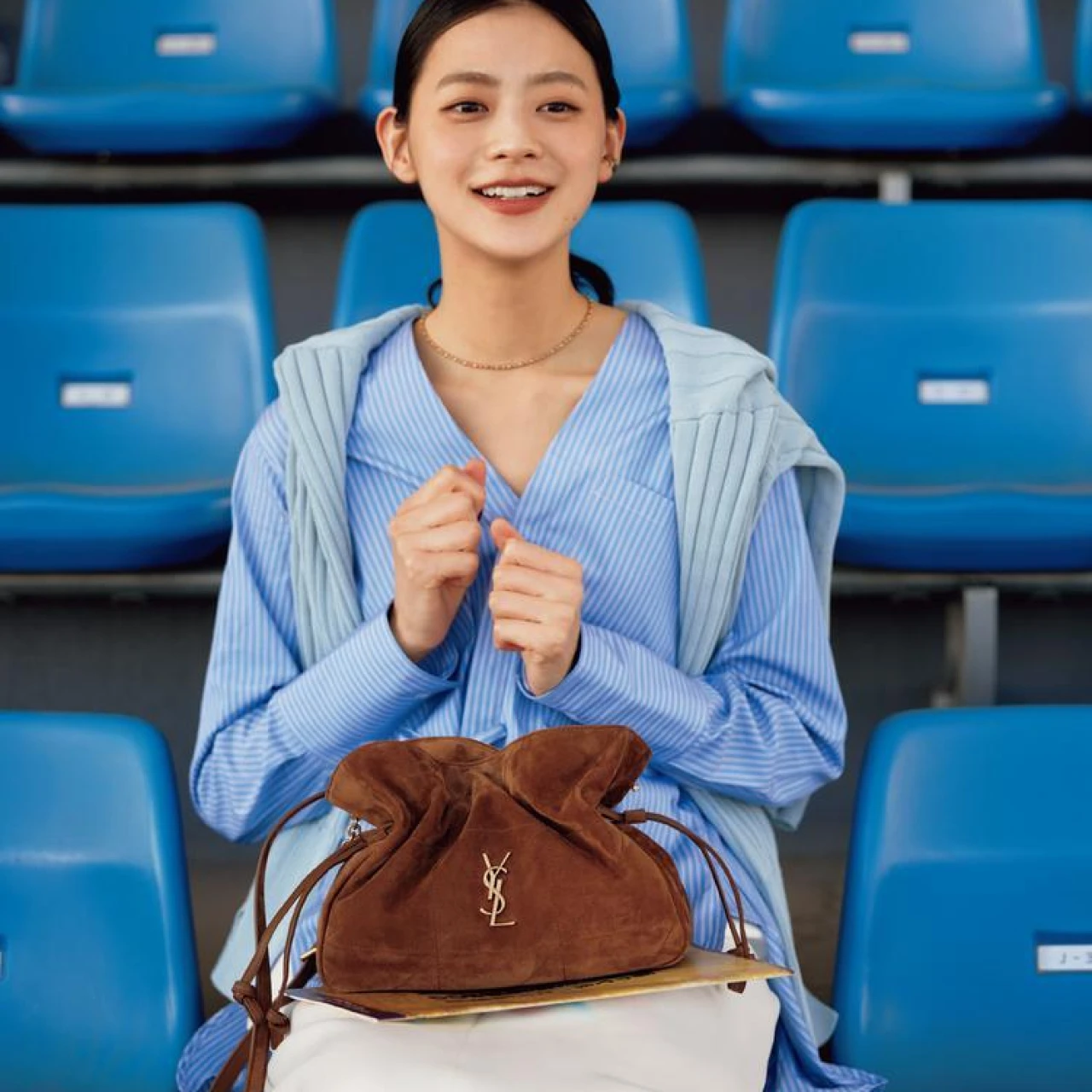 【サンローランの格上げバッグ】人気バッグ「ジェイミー」シリーズに巾着型が仲間入り