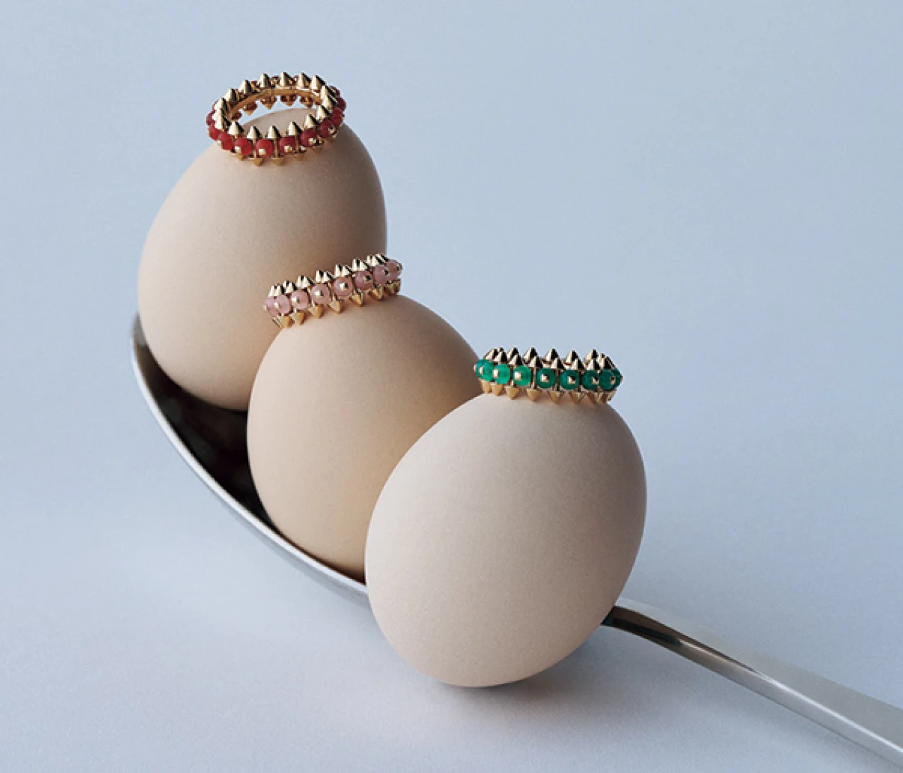 カルティエのモダニティを象徴する「クラッシュ ドゥ カルティエ」の最新コレクションが登場！【BAILA BUZZ vol.36】