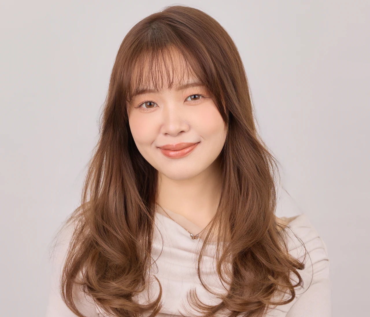 【2026年春】ロング・30代大人の髪型・春の最旬ヘア・まろやかレイヤーロング