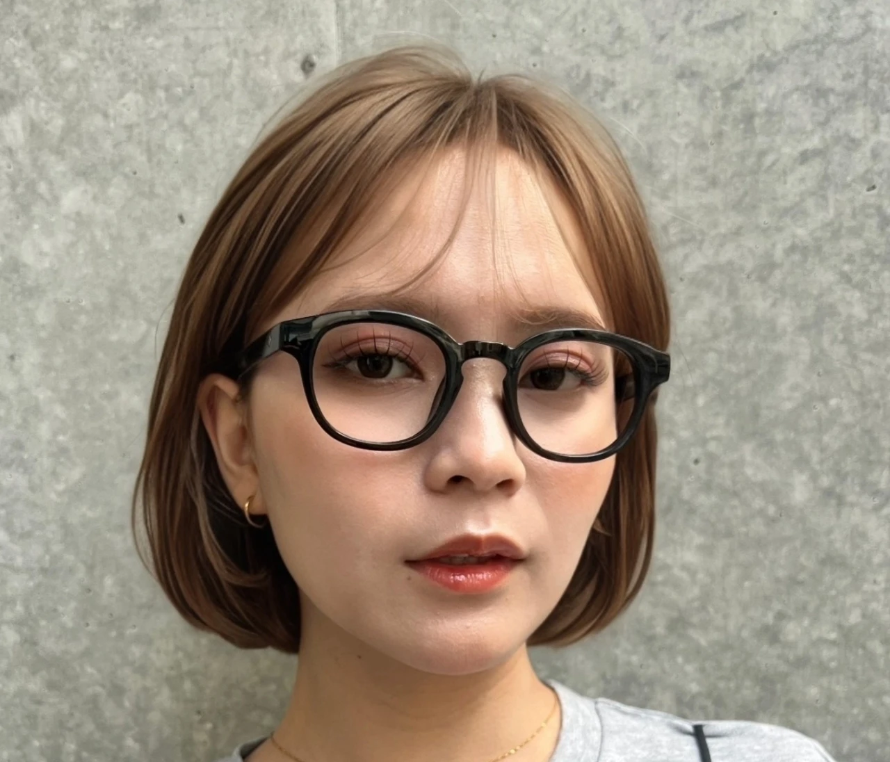 【2026春大人のボブ】コンパクトなシルエットと薄目前髪が顔だちを引き立てる、こなれシンプルボブ