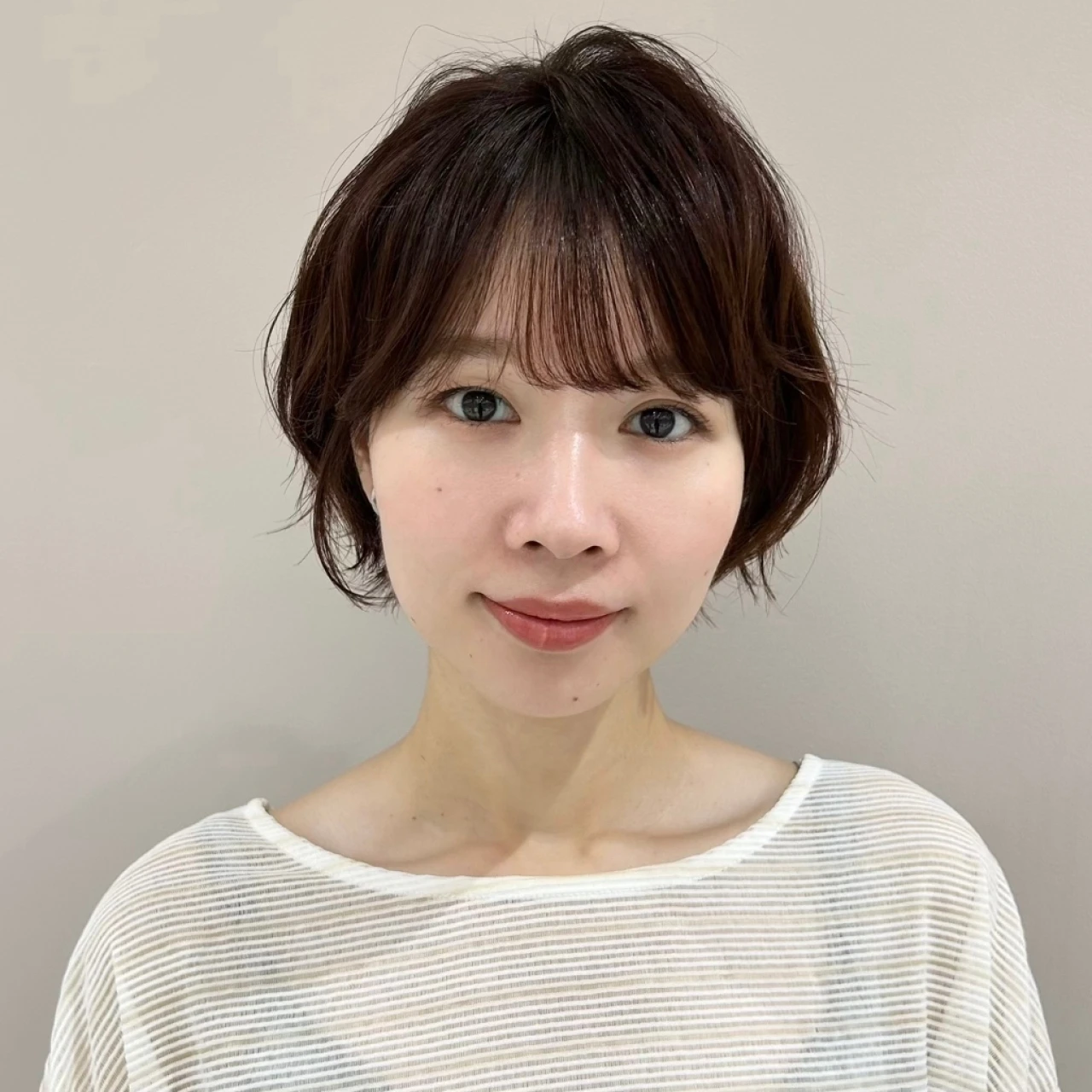 【ショートボブ・30代~40代大人の髪型】夏のトレンドへア!エアリーショートボブ