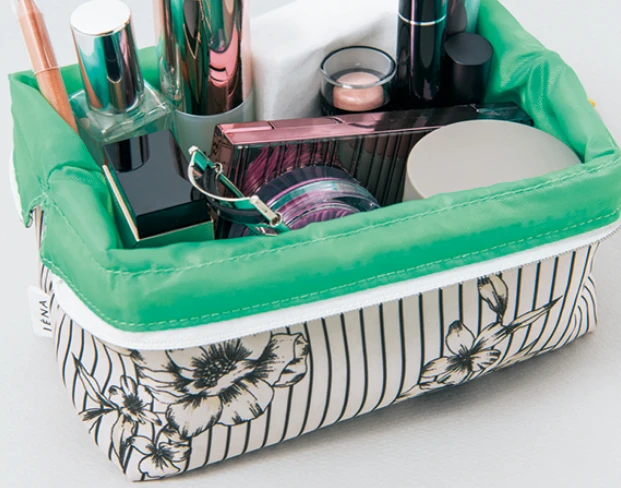 【イエナコラボ4月号付録3WAYポーチ】エディター&ライター9名のミラクルな使い方