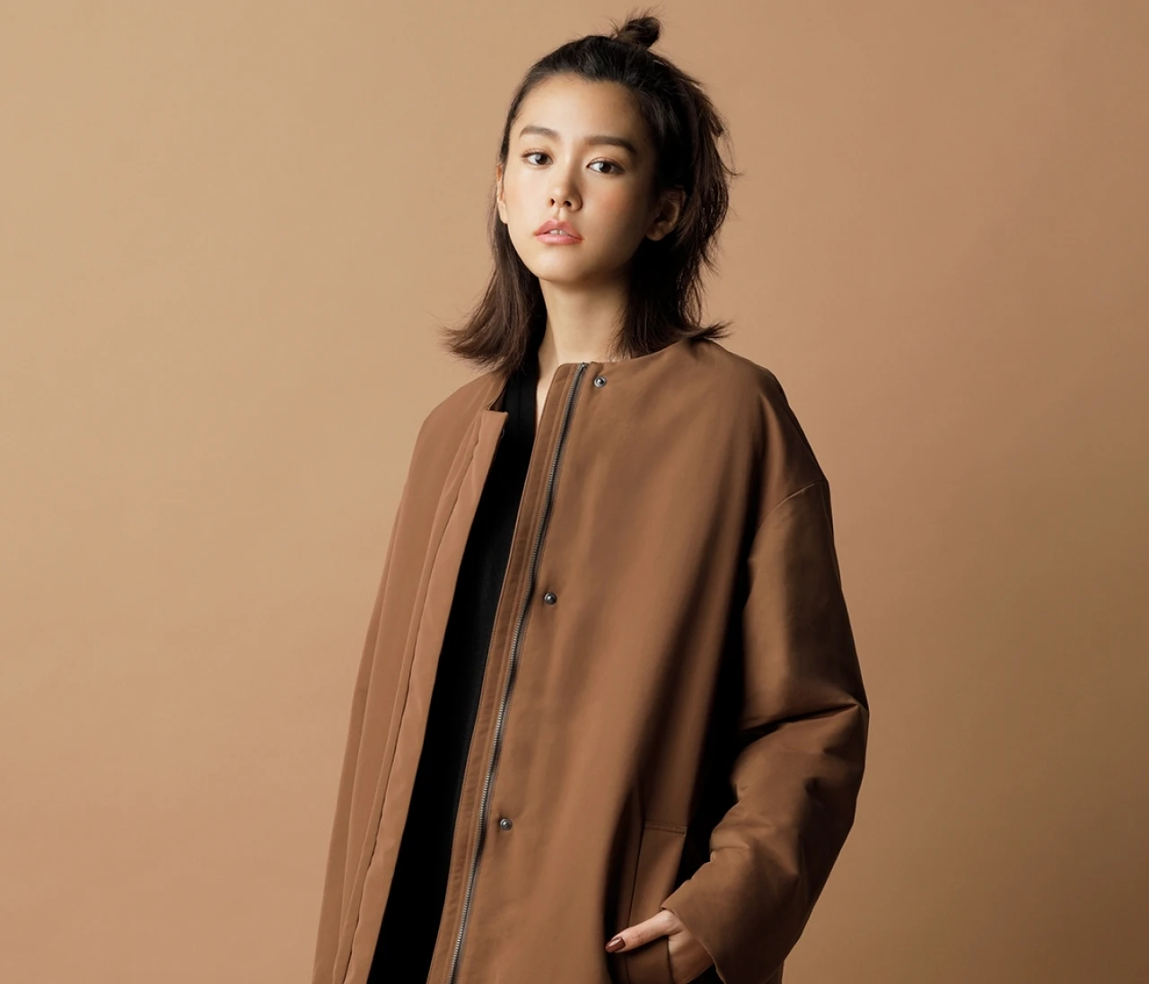 暖かさも着やせも叶う！ユニクロのハイブリッドダウンアウターで作るすっきり細見えダウンスタイル７