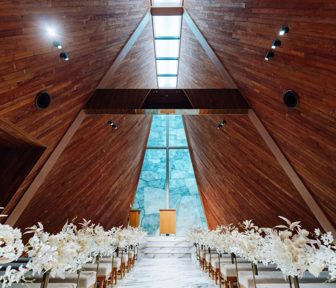 【結婚式会場レポ】NEEDS白金（旧アーフェリーク白金）｜貸切ゲストハウスを選んだ5つの理由と、ゲストとの距離を大切にした空間づくり