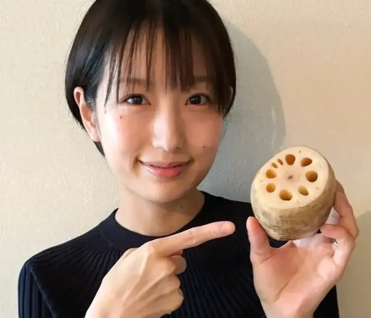 【長谷川あかりのご自愛ごはん】れんこんを使った簡単レシピ3選。スープ、炊き込みご飯、おろしれんこん煮込み。栄養豊富でのどのケアにも効果的！