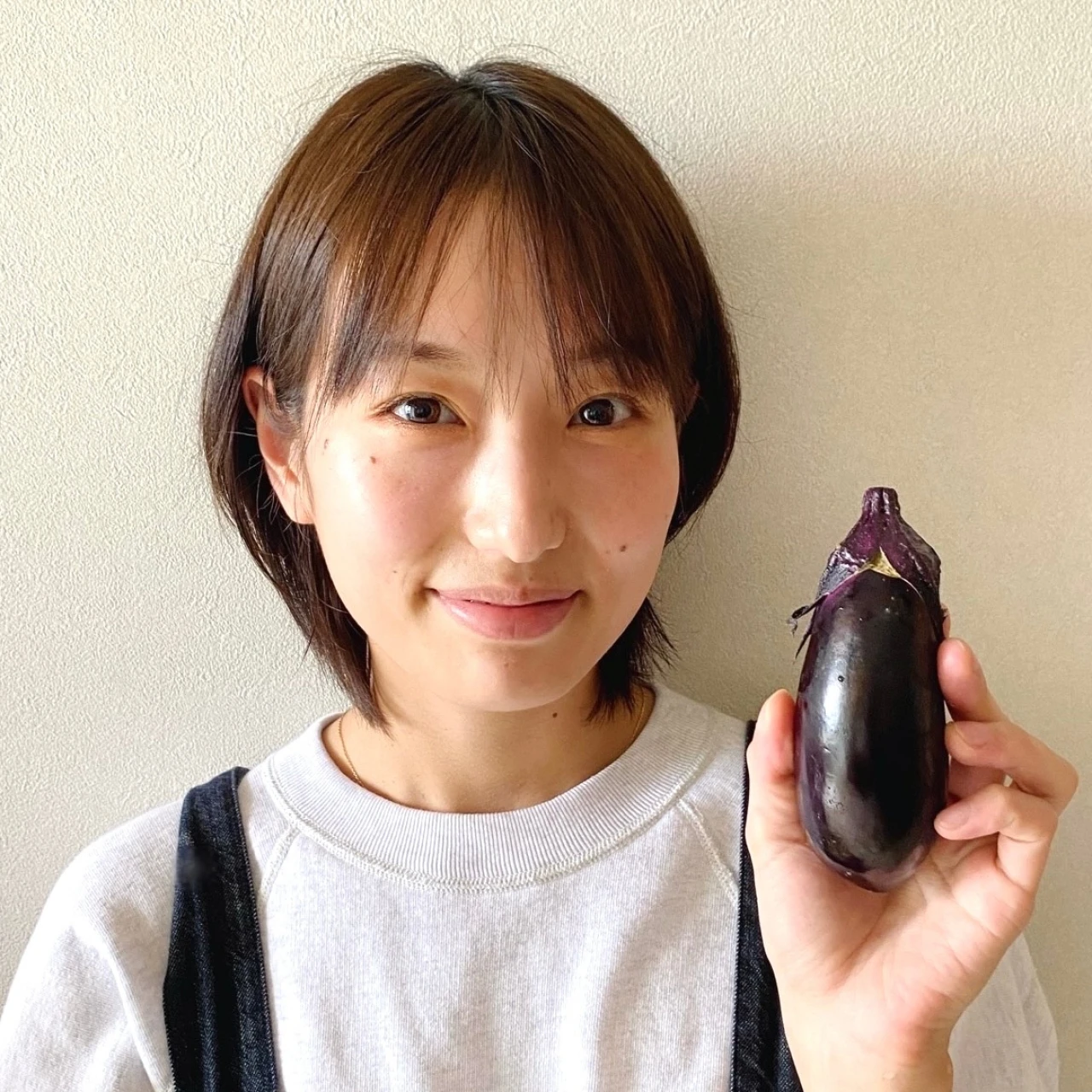 【長谷川あかりのご自愛ごはん】茄子の簡単レシピ3選。オイル蒸し、おろし煮、スープ。疲れた日に食べたいやさしいごはんを厳選