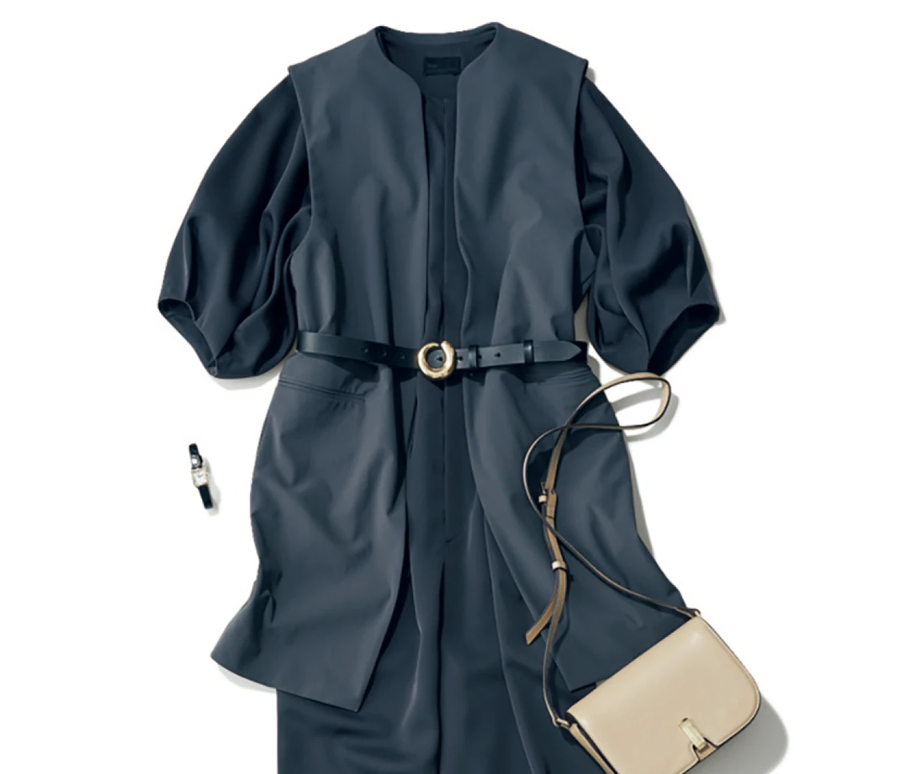 予想最高気温32℃／トレンド感ときちんと感を両立するジレ×オールインワン【BAILA今日のコーデ】